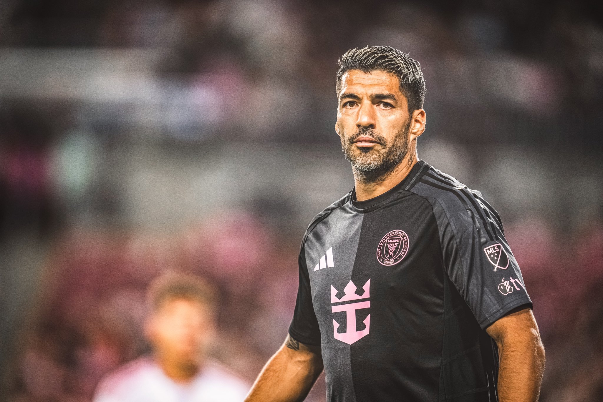 包含赛前尤文图斯备战亚冠，主帅复盘细节曝光，压力陡增，细节决定成败的词条-LOL赔率平台